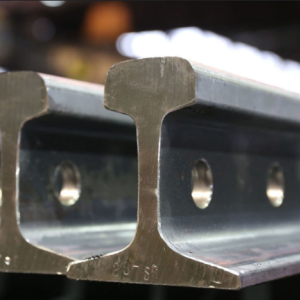 Узкоколейный рельс Р11 80,5х7000 мм 14,3 см2 Н50 ГОСТ 6368-82 в наличии в Пскове