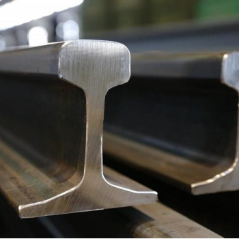 Железнодорожные рельсы углеродистая сталь 1 гр. износа 12000 мм 30 см2 Р-24 в наличии в Пскове