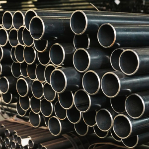 Стальная крекинговая труба 108 мм 6 мм 10Г2 ГОСТ 550-75 в наличии в Пскове